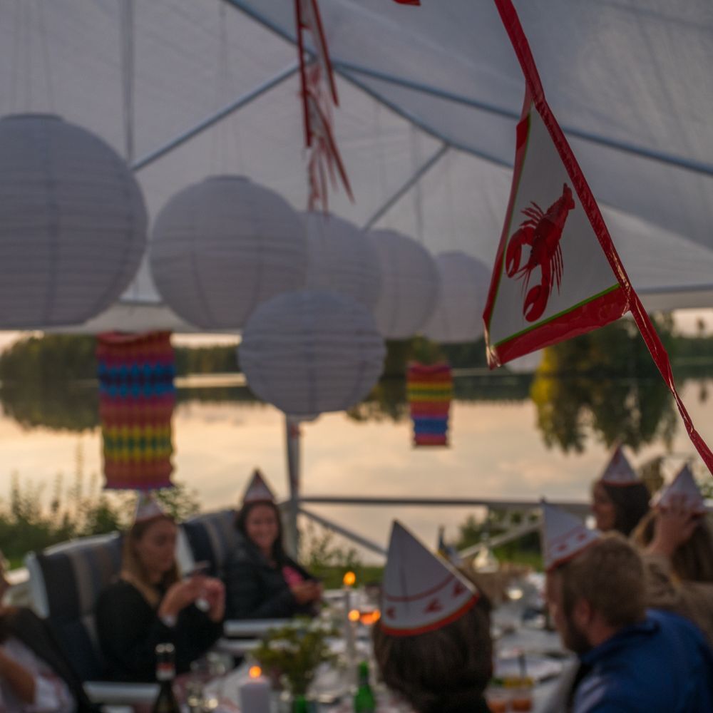 rapujuhlat share catering